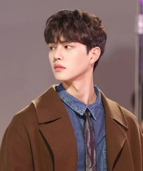 Korean men's hairstyle